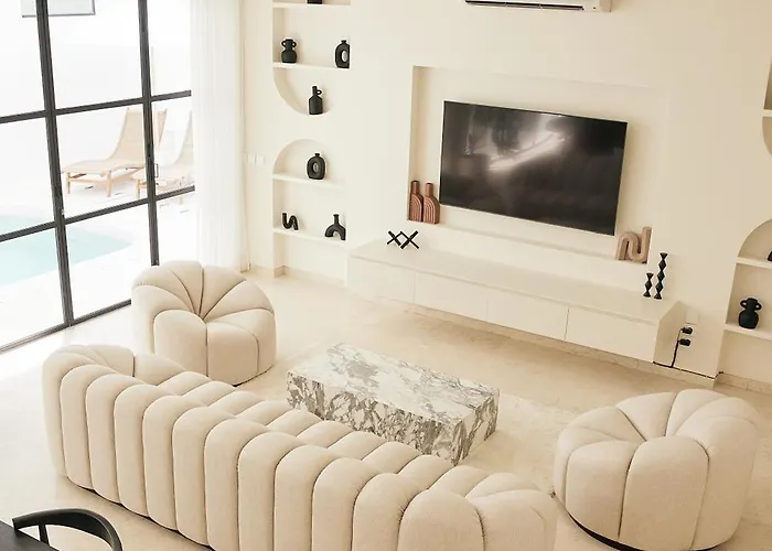 Casa Mona - Luxury 3 Bedroom In Bingin Villa *