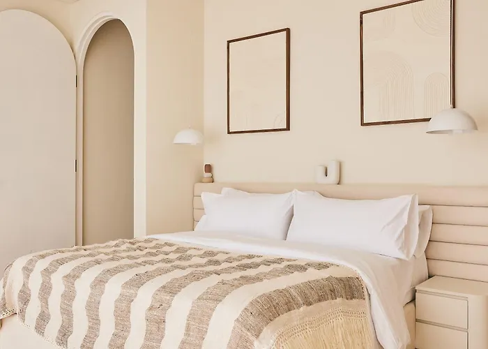 Casa Mona - Luxury 3 Bedroom In Bingin *